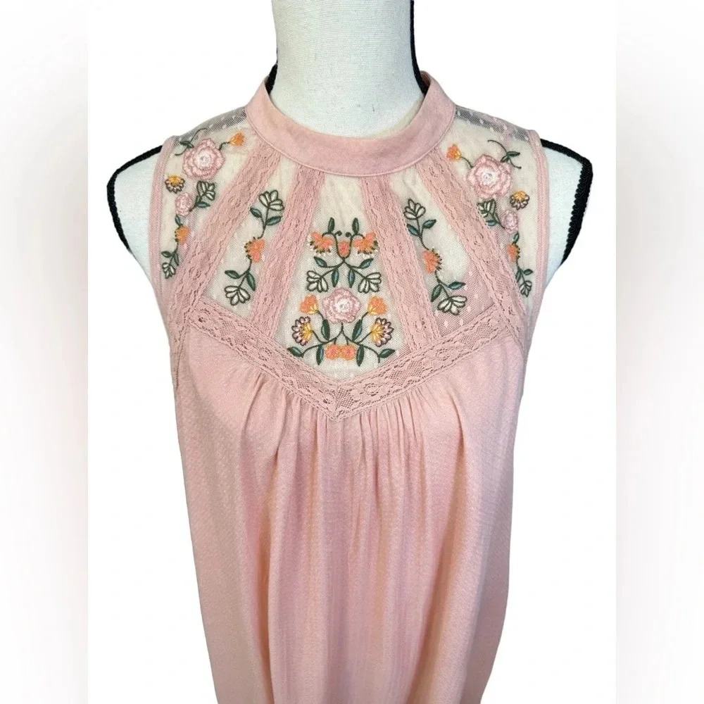 Altar’d State Embroidered Dress Size Medium - Picture 2 of 8